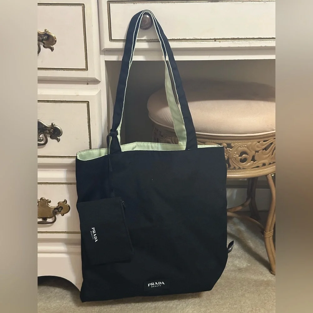 Prada Black and Cream Tote Bag - Picture 2 of 4
